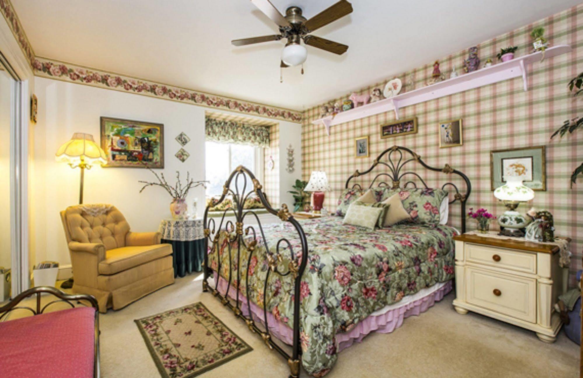 Matthews Manor Bed & Breakfast Exteriér fotografie